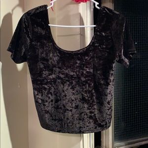 90s Vibes Black Croptop